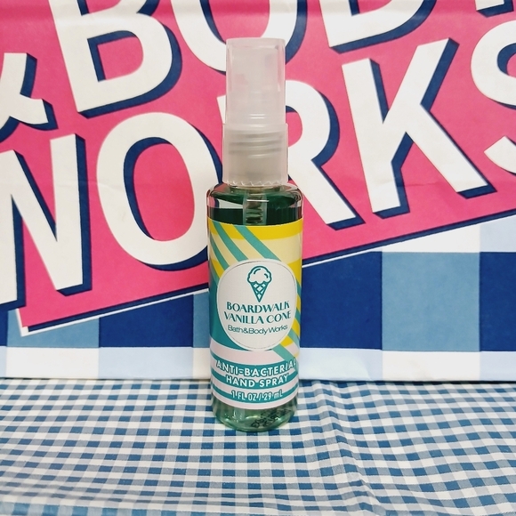 Bath and Body Works Boardwalk Vanilla Cone Anti-bacterial Hand Spray 1fl oz - Picture 1 of 3